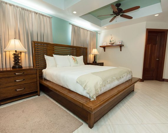 Ambergris Caye Belize 3 Bedroom Oceanfront Deluxe Condos