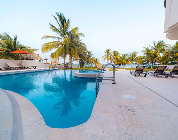 Ambergris Caye Belize 5 Bedroom Beachfront Villa Pool